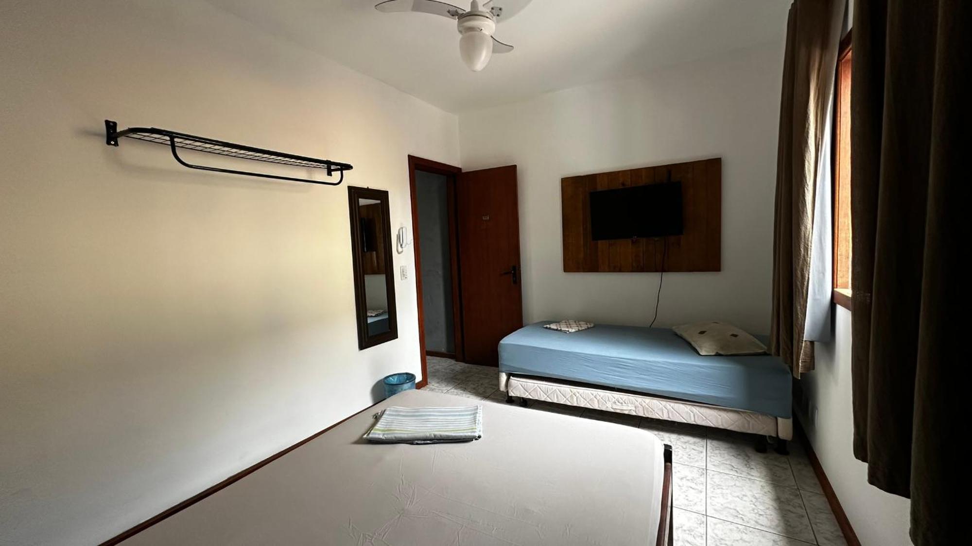 Hostel Regi House *